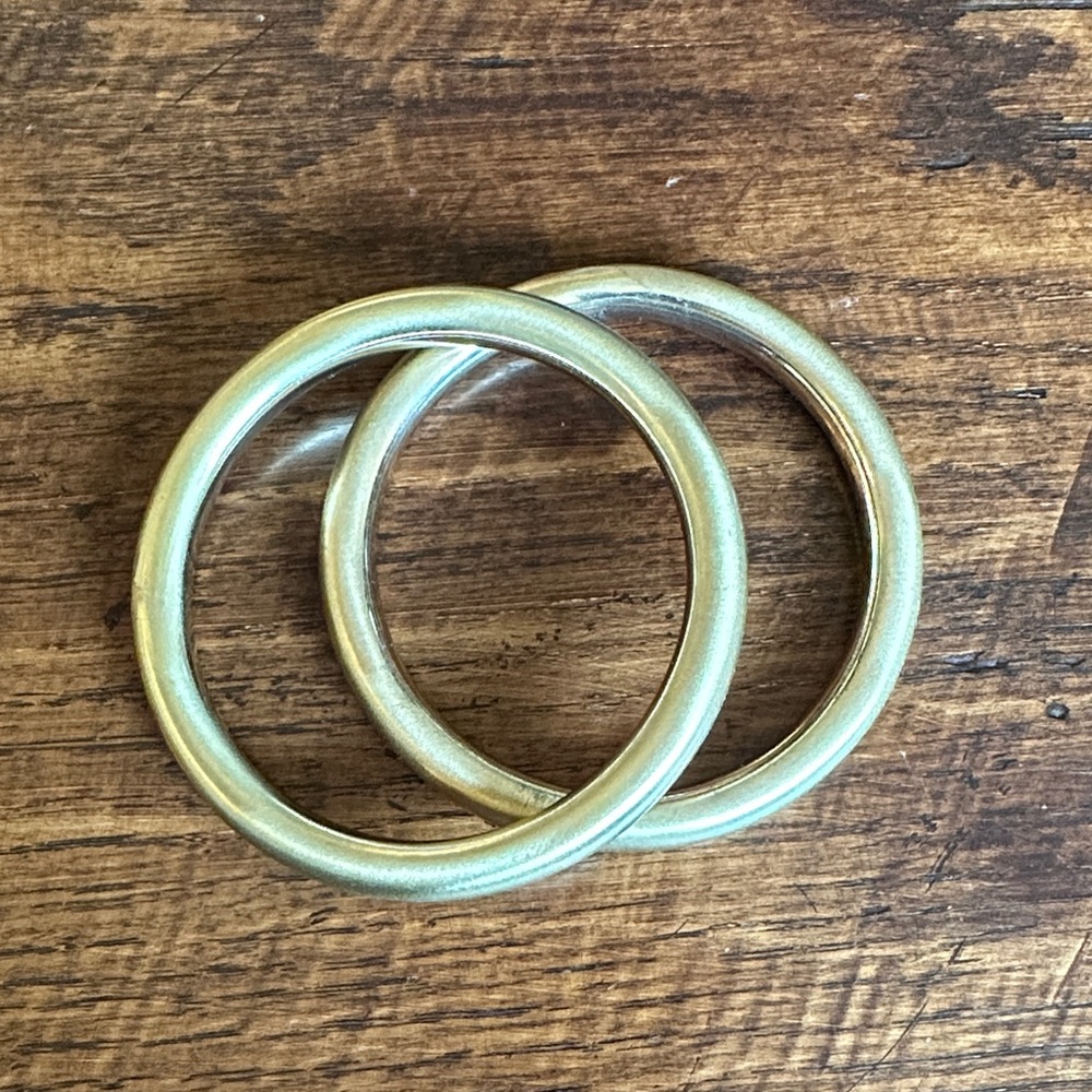 Great gold bracelet set!! EUC!